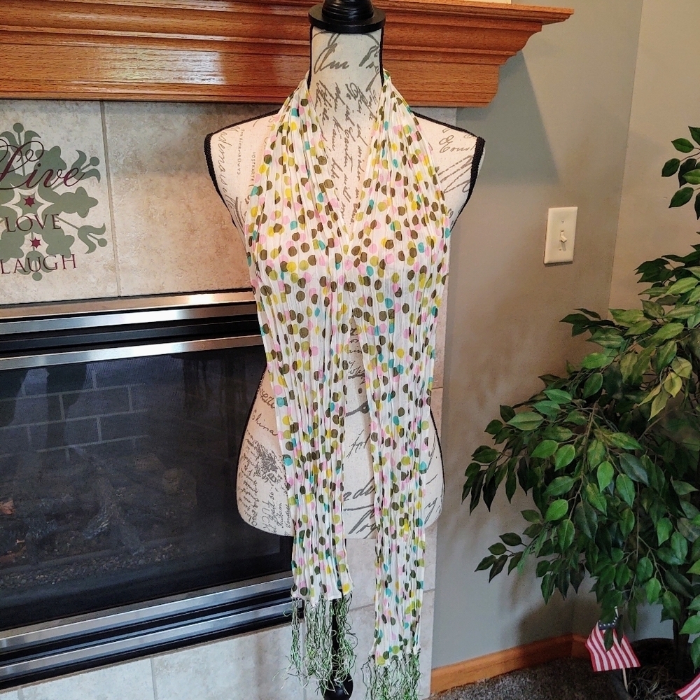 Very Vintage Polka Dot Scarf!